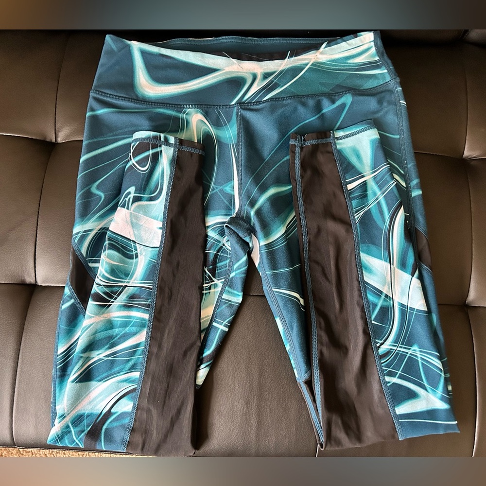 Fabletics Leggings - Picture 4 of 5